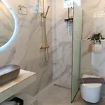 アパート Th Tsimas Luxury 4 スカラ・ポタミアス